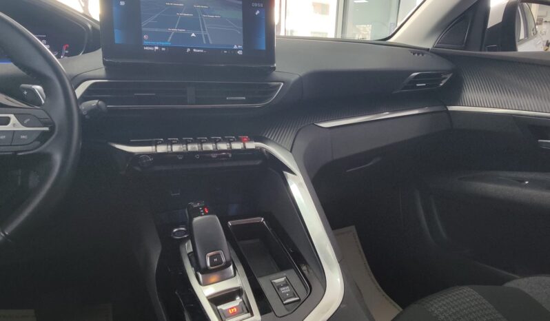 Peugeot 3008 1.5 BlueHDi 130 EAT8 pieno