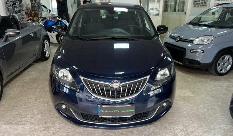 Lancia Ypsilon 1.0 FireFly 5 Porte Hybrid Ecochic pieno