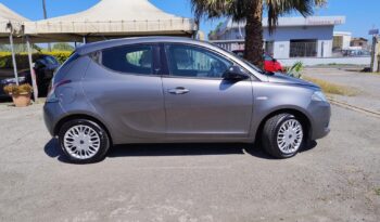 Lancia Ypsilon 1.2 69 CV 5 Porte Euro6 pieno