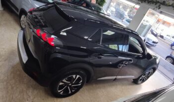 Peugeot 2008 1.5 BlueHDi 130 EAT8 GT pieno