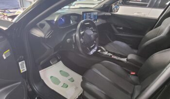 Peugeot 2008 1.5 BlueHDi 130 EAT8 GT pieno