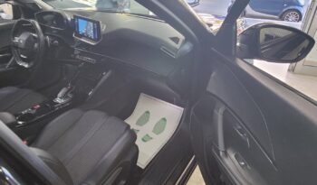 Peugeot 2008 1.5 BlueHDi 130 EAT8 GT pieno