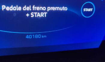 Peugeot 2008 1.5 BlueHDi 130 EAT8 GT pieno