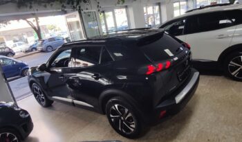 Peugeot 2008 1.5 BlueHDi 130 EAT8 GT pieno