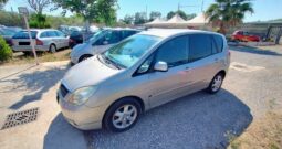 Toyota Corolla Verso 1.8 16V GPL