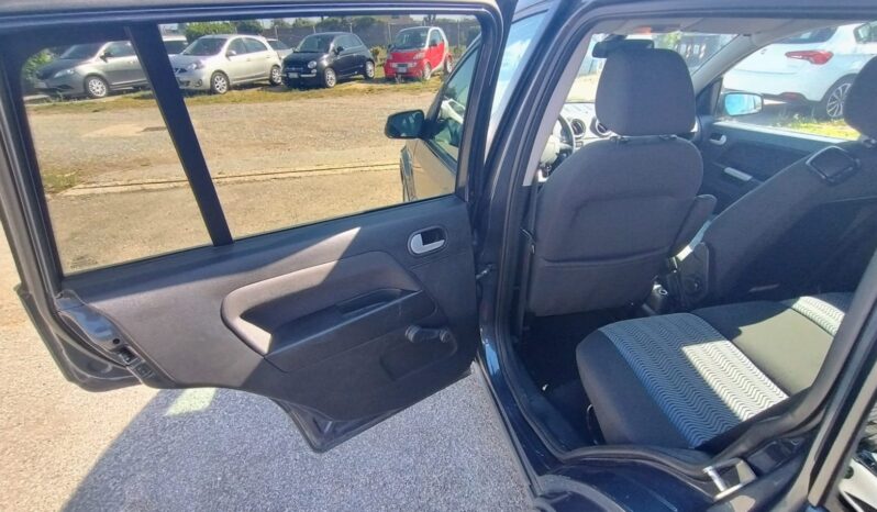 Ford Fusion 1.4 16V 5 Porte Titanium pieno