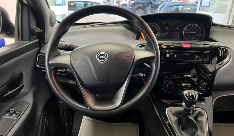 Lancia Ypsilon 1.2 69 CV 5 Porte Silver EURO 6 pieno