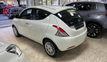Lancia Ypsilon 1.2 69 CV 5 Porte Silver EURO 6 pieno