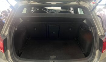 Volkswagen Golf 1.6 TDI DSG 5p. Highline pieno