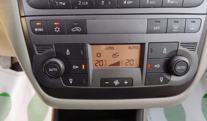 Fiat Grande Punto 1.3 MJT 90 CV 5Porte Emotion pieno