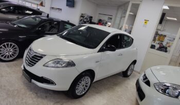 Lancia Ypsilon 0.9 TwinAir 5 Porte Ecochic Gold pieno