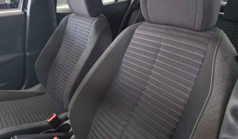 Peugeot 2008 100 CV EURO 6E pieno