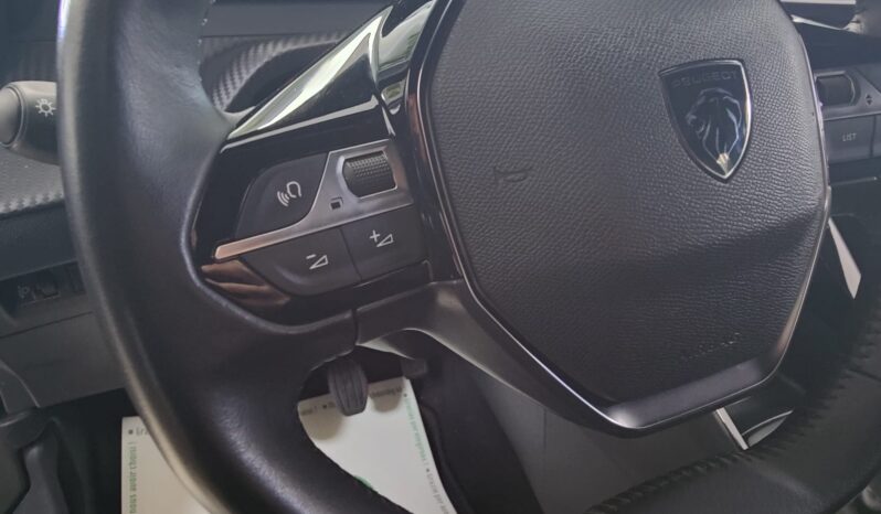 Peugeot 2008 100 CV EURO 6E pieno