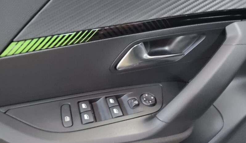 Peugeot 2008 100 CV EURO 6E pieno