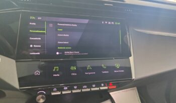 Peugeot 408 130 CV EAT8 GT pieno