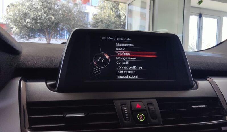 BMW 218 d Gran Tourer Advantage 7 POSTI pieno