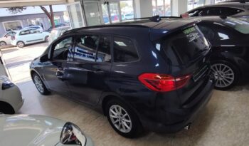 BMW 218 d Gran Tourer Advantage 7 POSTI pieno