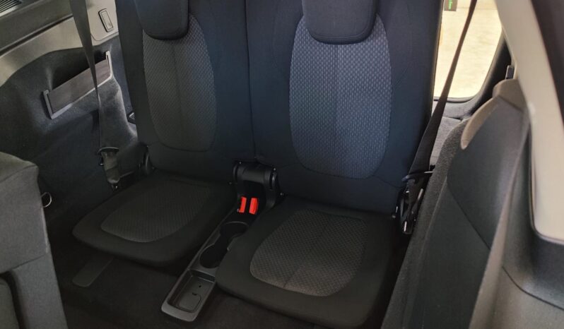 BMW 218 d Gran Tourer Advantage 7 POSTI pieno