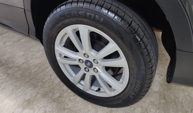 Ford Kuga 2.0 TDCI 4WD Titanium Powershift pieno