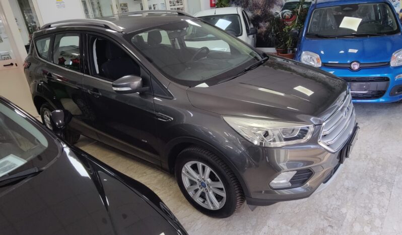 Ford Kuga 2.0 TDCI 4WD Titanium Powershift pieno