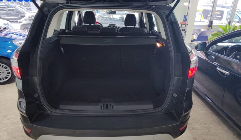 Ford Kuga 2.0 TDCI 4WD Titanium Powershift pieno