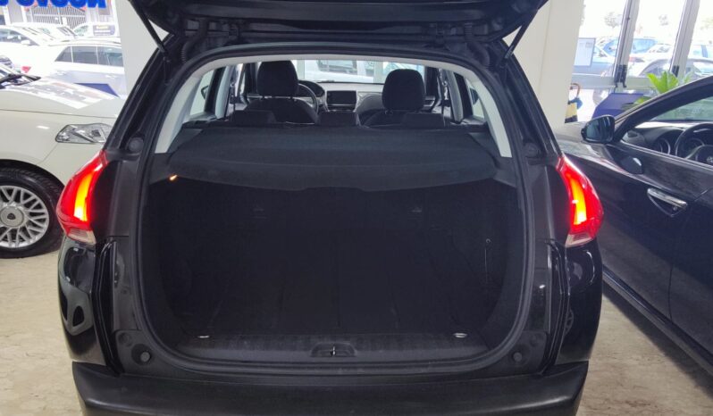 Peugeot 2008 1.2 VTi 82CV Active pieno