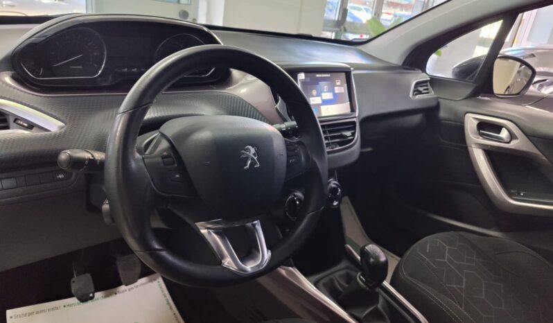 Peugeot 2008 1.2 VTi 82CV Active pieno