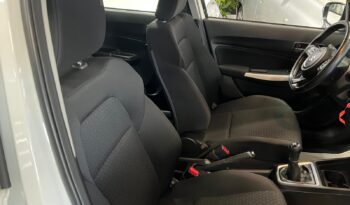 Suzuki Swift 1.2 Hybrid pieno