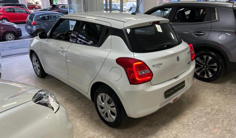 Suzuki Swift 1.2 Hybrid pieno
