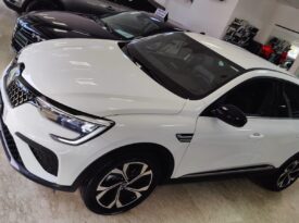 Renault Arkana 1.6 Full Hybrid E-Tech 145CV