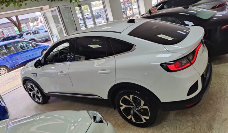 Renault Arkana 1.6 Full Hybrid E-Tech 145CV pieno