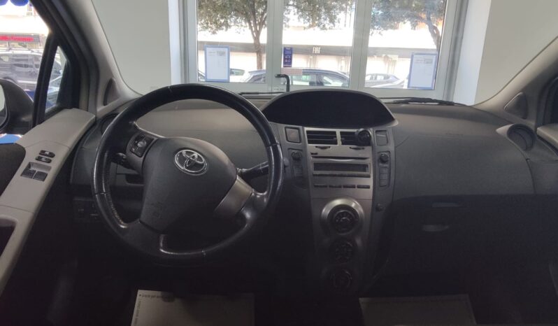 Toyota Yaris 1.0 5 Porte pieno