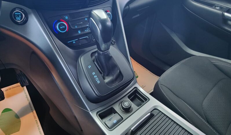 Ford Kuga 1.5 TDCI 120CV 2WD Powershift pieno