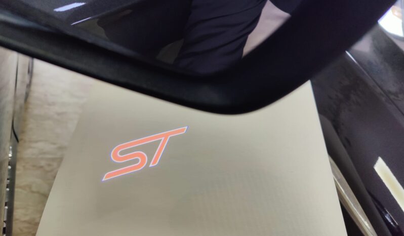 Ford Mondeo Full Hybrid 2.0 eCVT SW ST-Line pieno