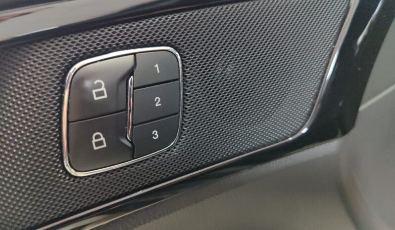 Ford Mondeo Full Hybrid 2.0 eCVT SW ST-Line pieno