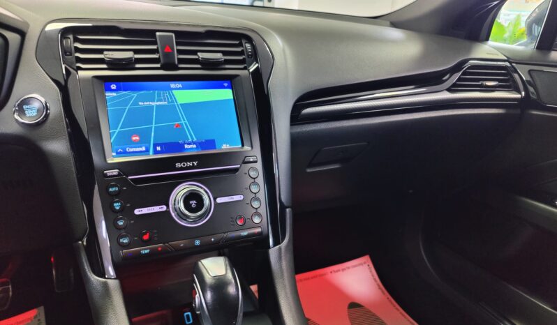 Ford Mondeo Full Hybrid 2.0 eCVT SW ST-Line pieno