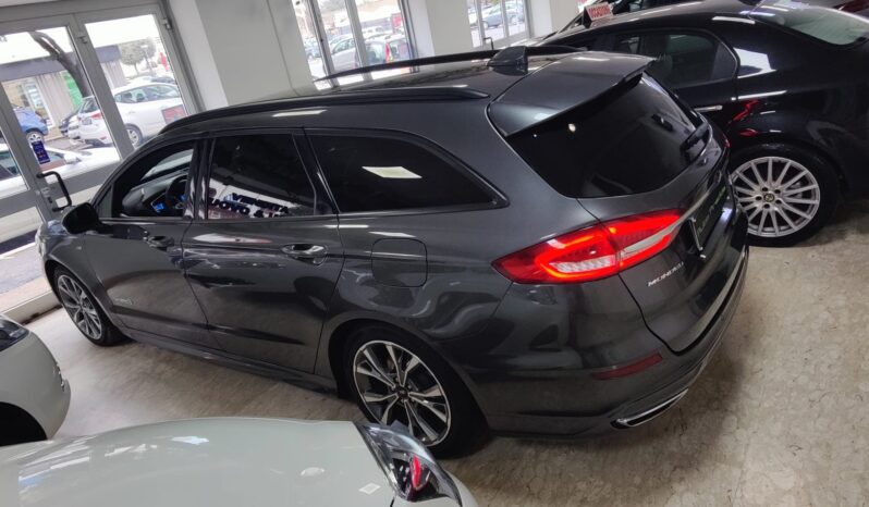 Ford Mondeo Full Hybrid 2.0 eCVT SW ST-Line pieno