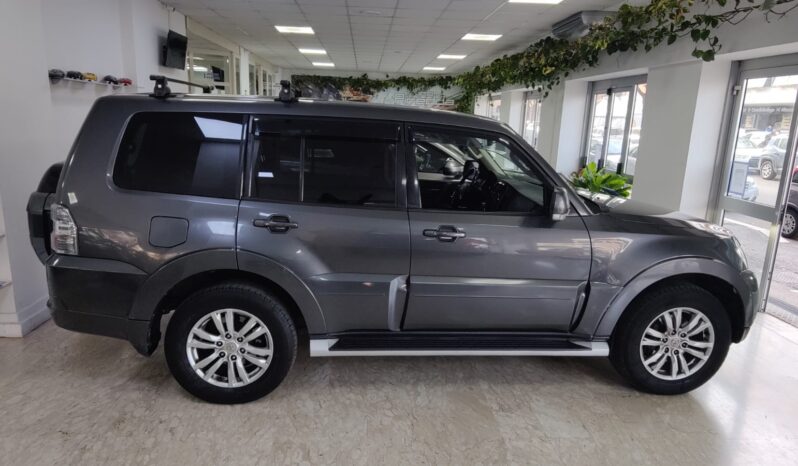 Mitsubishi Pajero 3.2 DI-D aut. 5p. Intense 7 Posti pieno