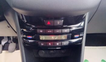 Peugeot 208 1.2 VTi 82 CV 5 Porte Allure pieno