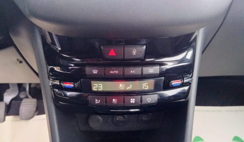 Peugeot 208 1.2 VTi 82 CV 5 Porte Allure pieno