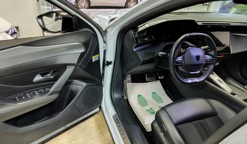 Peugeot 408 130 EAT8 GT pieno