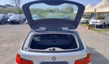 Bmw 318d Touring pieno