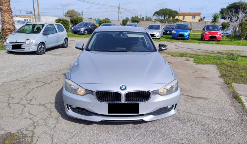Bmw 318d Touring pieno