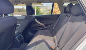 Bmw 318d Touring pieno