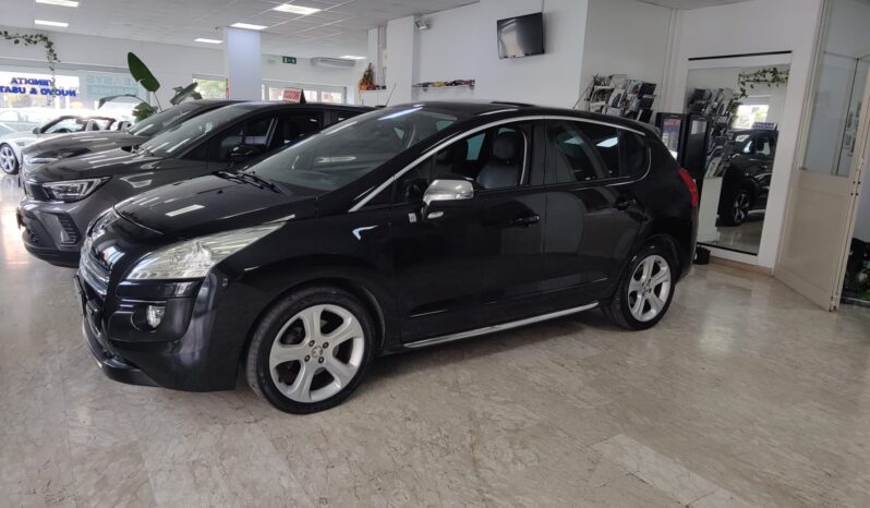 Peugeot 3008 HYbrid4 pieno