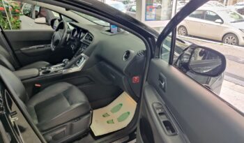 Peugeot 3008 HYbrid4 pieno