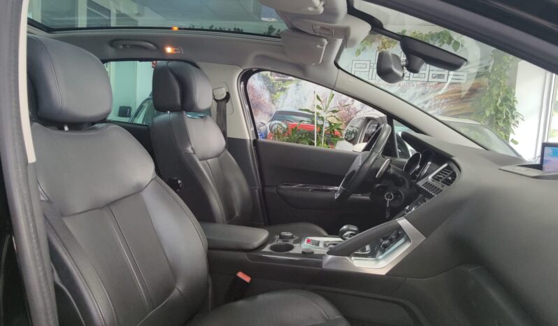 Peugeot 3008 HYbrid4 pieno