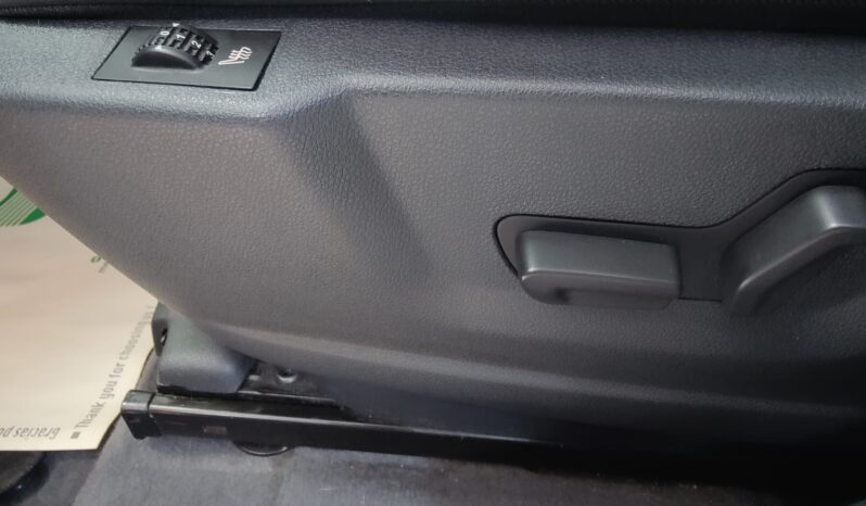 Peugeot 3008 HYbrid4 pieno