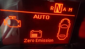 Peugeot 3008 HYbrid4 pieno