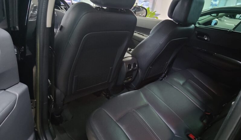 Peugeot 3008 HYbrid4 pieno